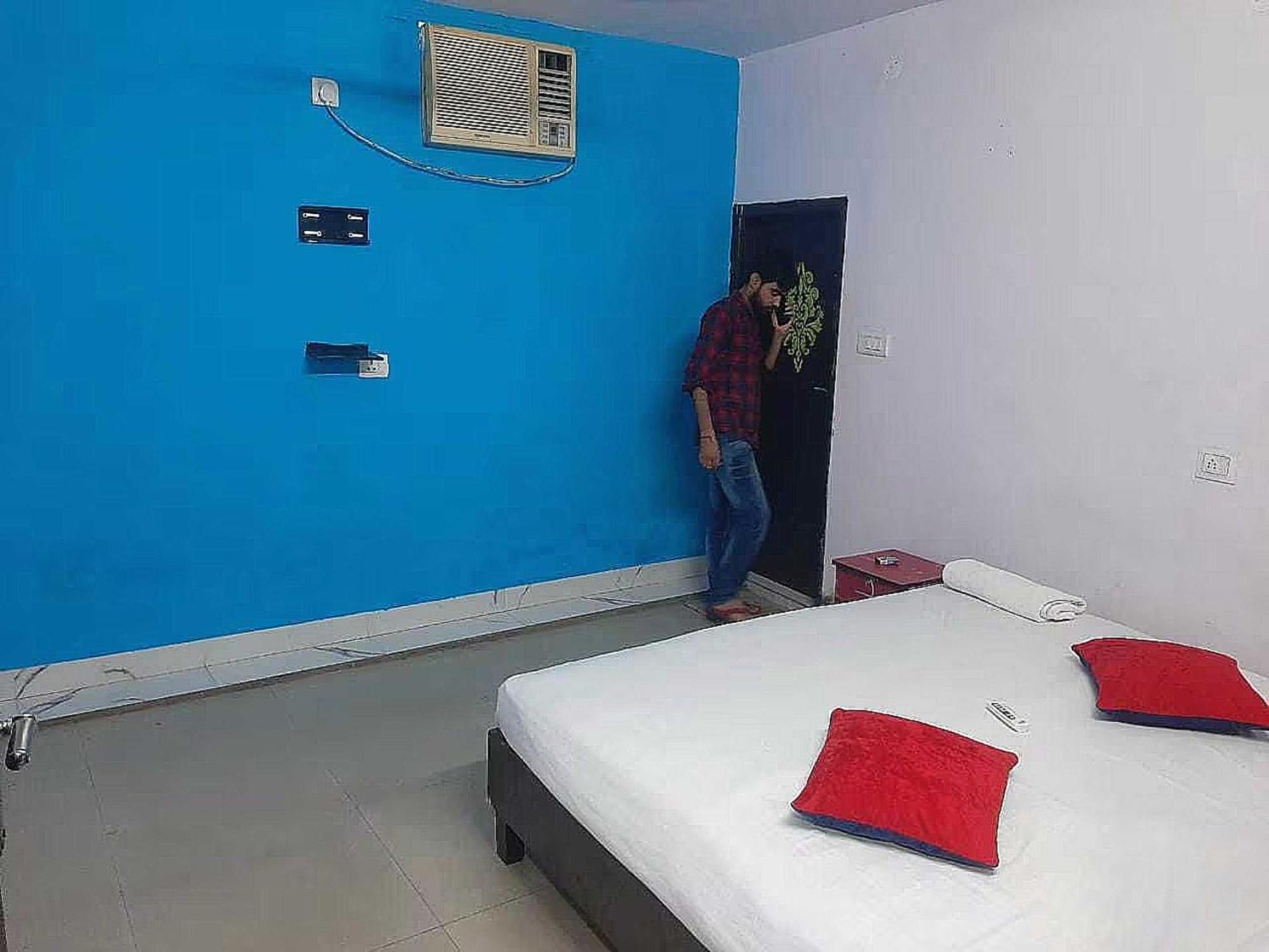 Hotel O Rl Residency ガーズィヤーバード エクステリア 写真