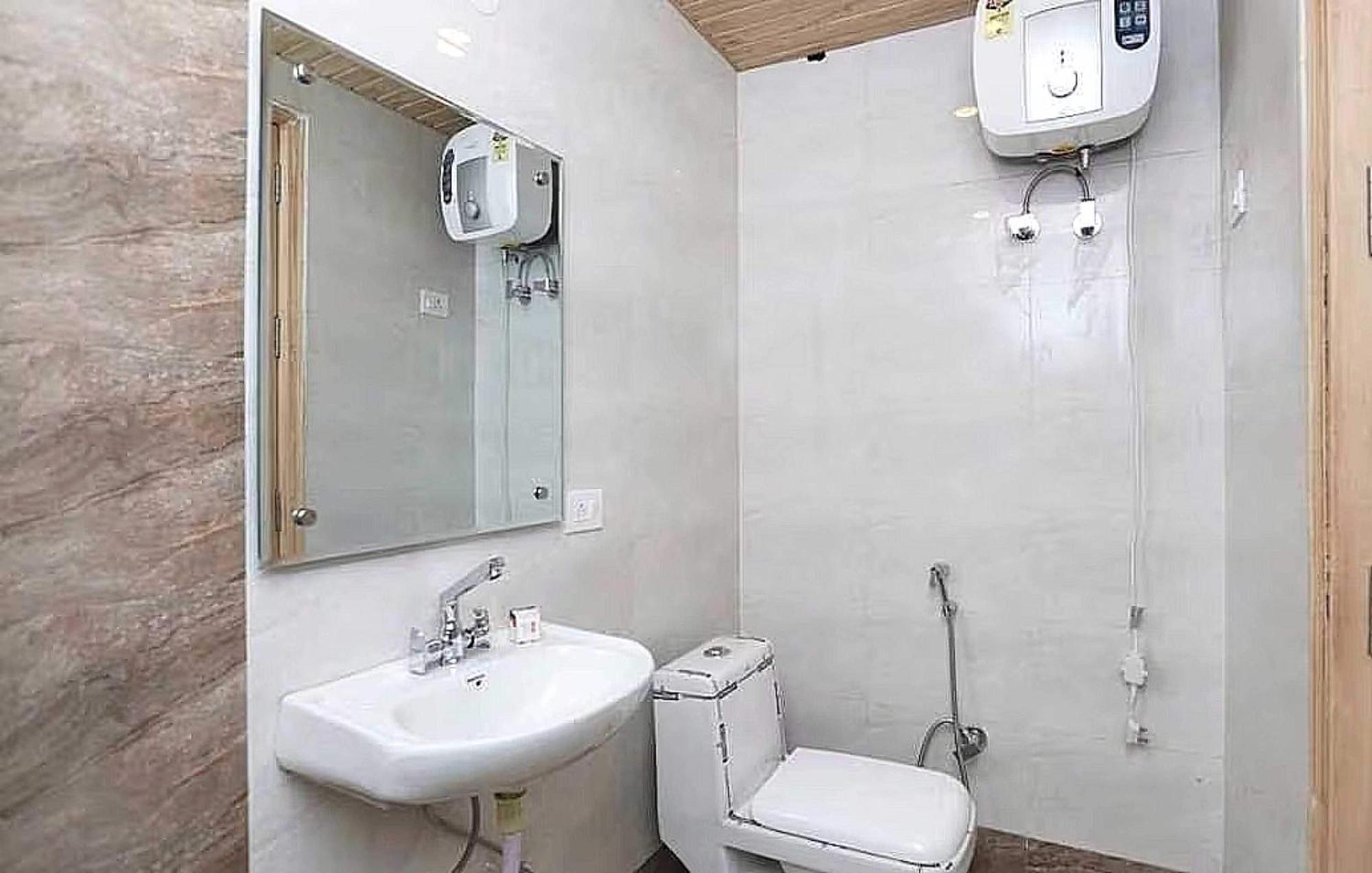 Hotel O Rl Residency ガーズィヤーバード エクステリア 写真
